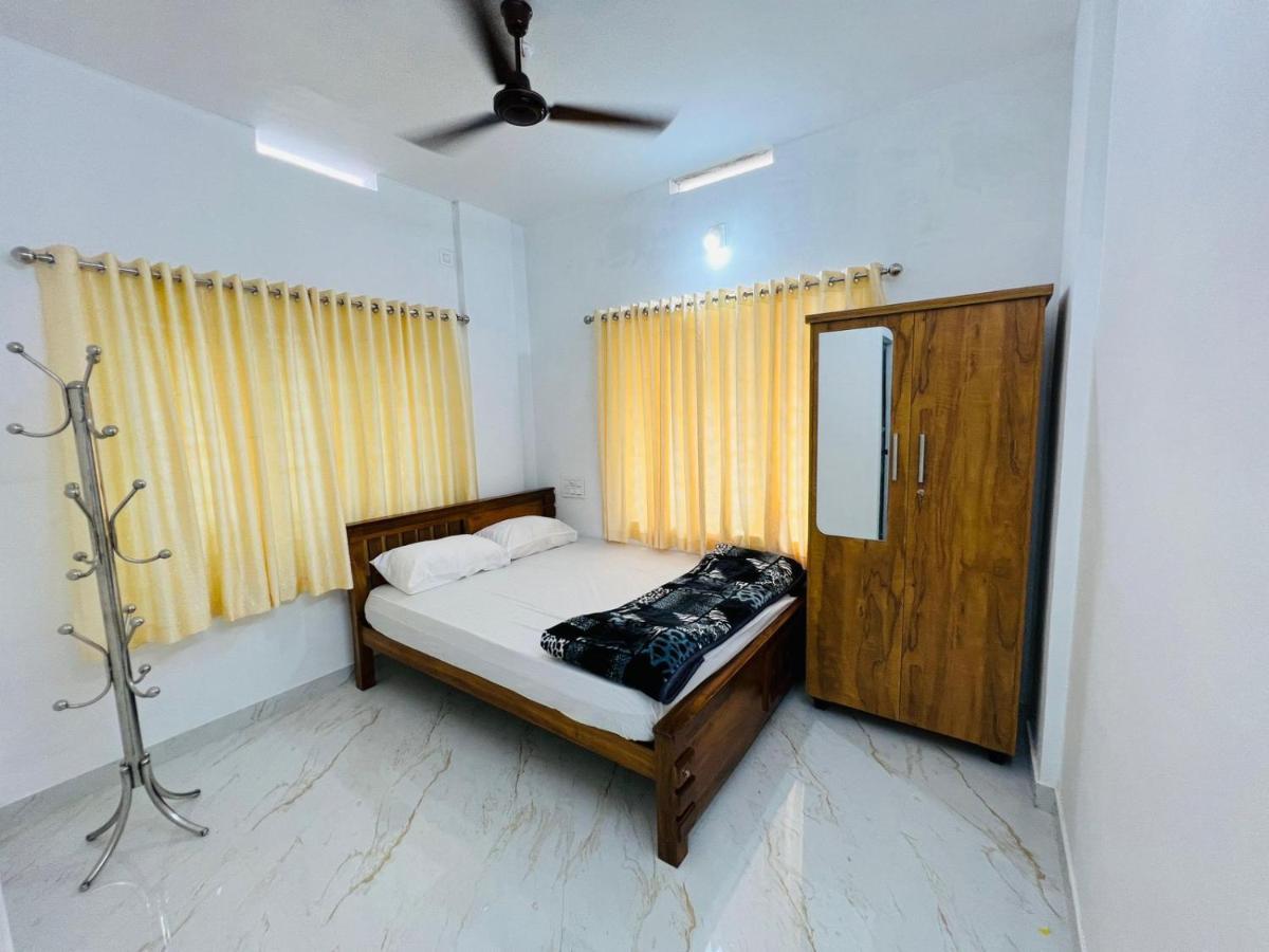 Furnished 2 Bhk Family Apartments Near Triprayar Shree Rama Temple - Beevees Homes Thriprayar Thanniyam Zewnętrze zdjęcie